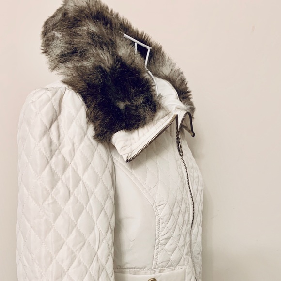 🖤CUTE 🖤Jacket with fur collar - Picture 2 of 5